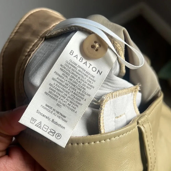 Aritzia Babaton Command Cropped Pant taupe beige - Picture 14 of 16